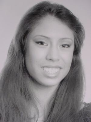 Jocelyn Ostorga headshot