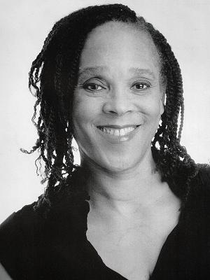 Denise Gross headshot
