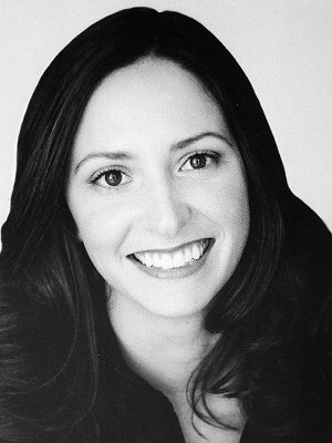 Shannon Blott headshot